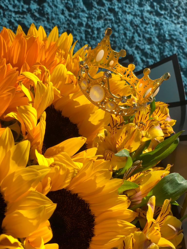 Girasoles con corona