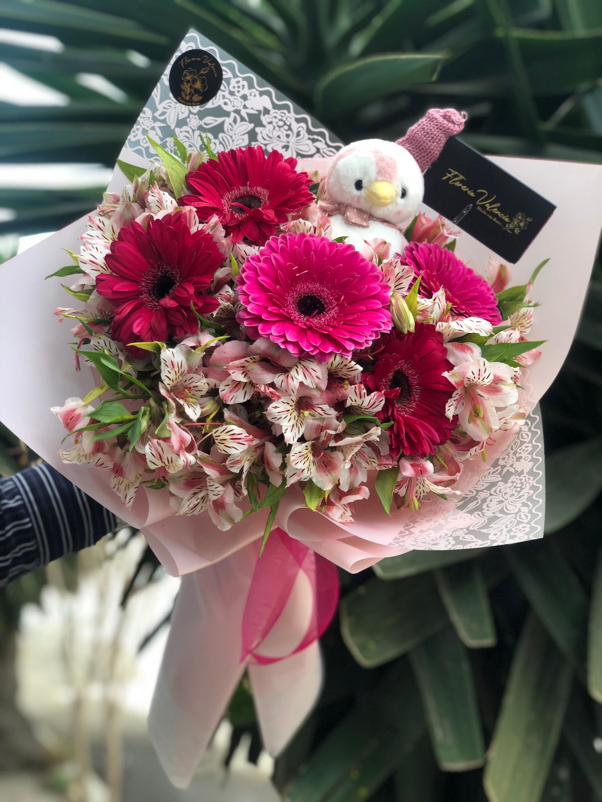 Gerberas con peluchito