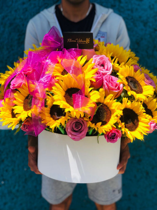Maxi arreglo con girasoles y rosas