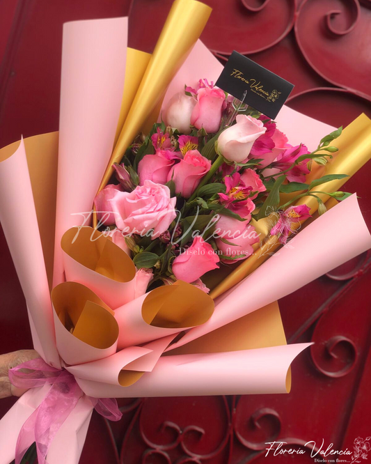 Ramo de rosas rosas