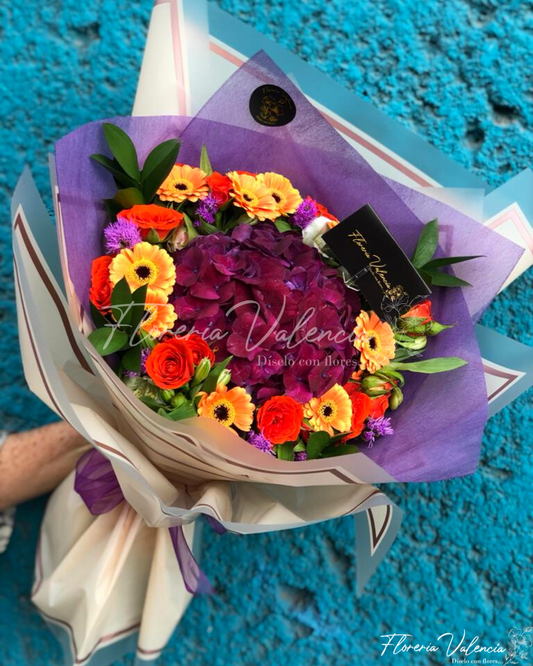 Hortensia y minigerberas